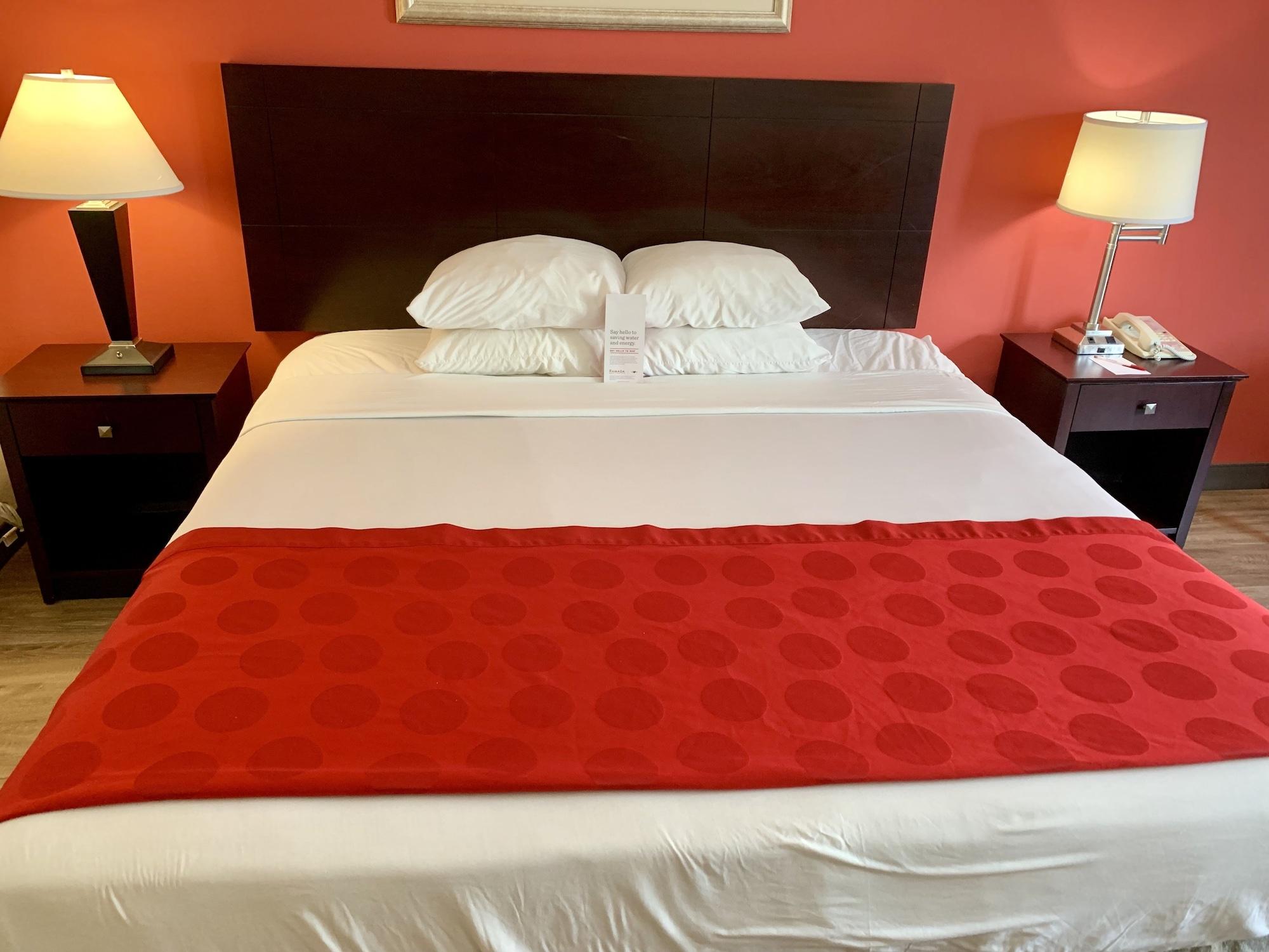 Ramada By Wyndham Newark/Wilmington Ξενοδοχείο Εξωτερικό φωτογραφία