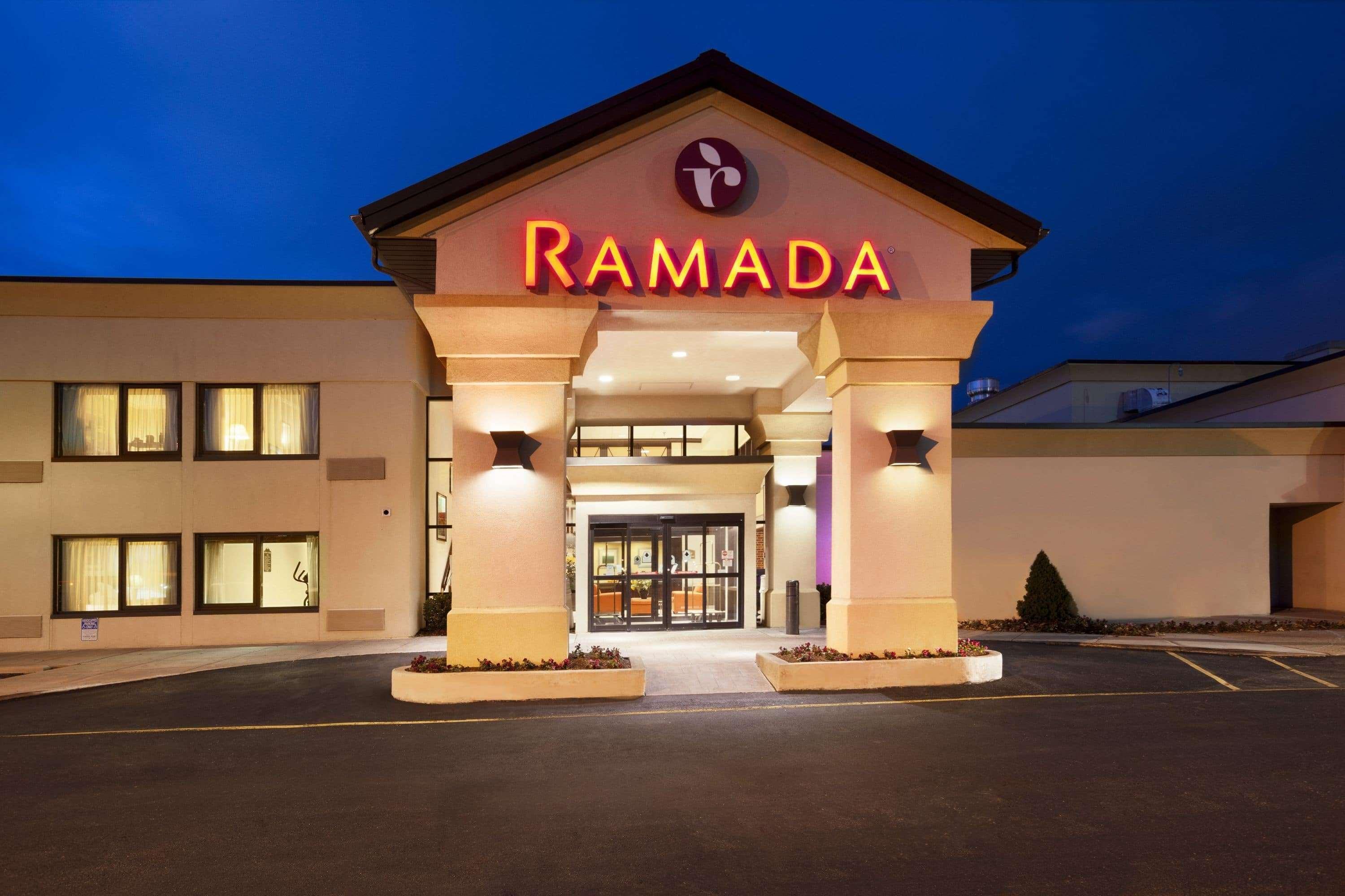 Ramada By Wyndham Newark/Wilmington Ξενοδοχείο Εξωτερικό φωτογραφία