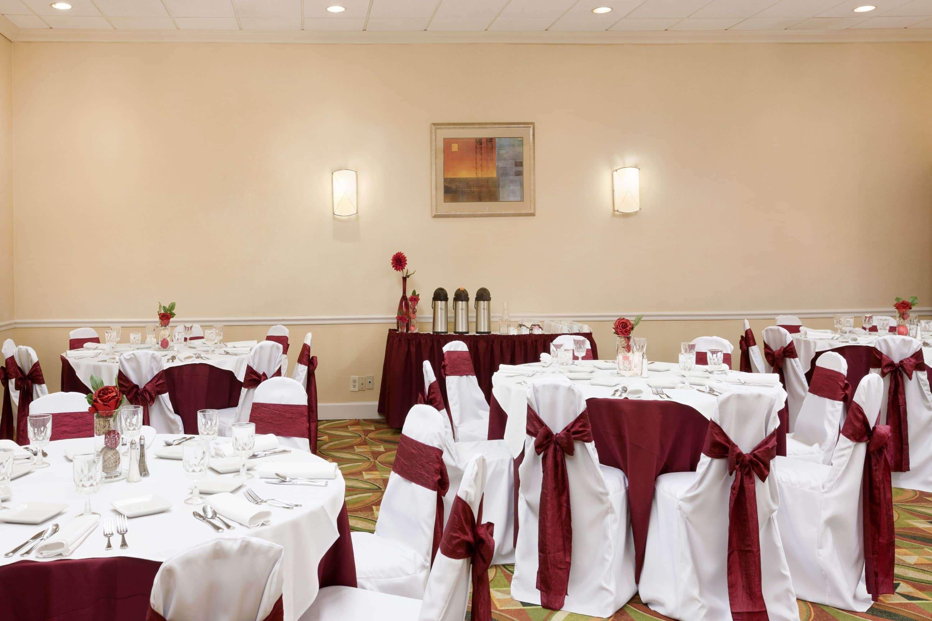 Ramada By Wyndham Newark/Wilmington Ξενοδοχείο Εξωτερικό φωτογραφία