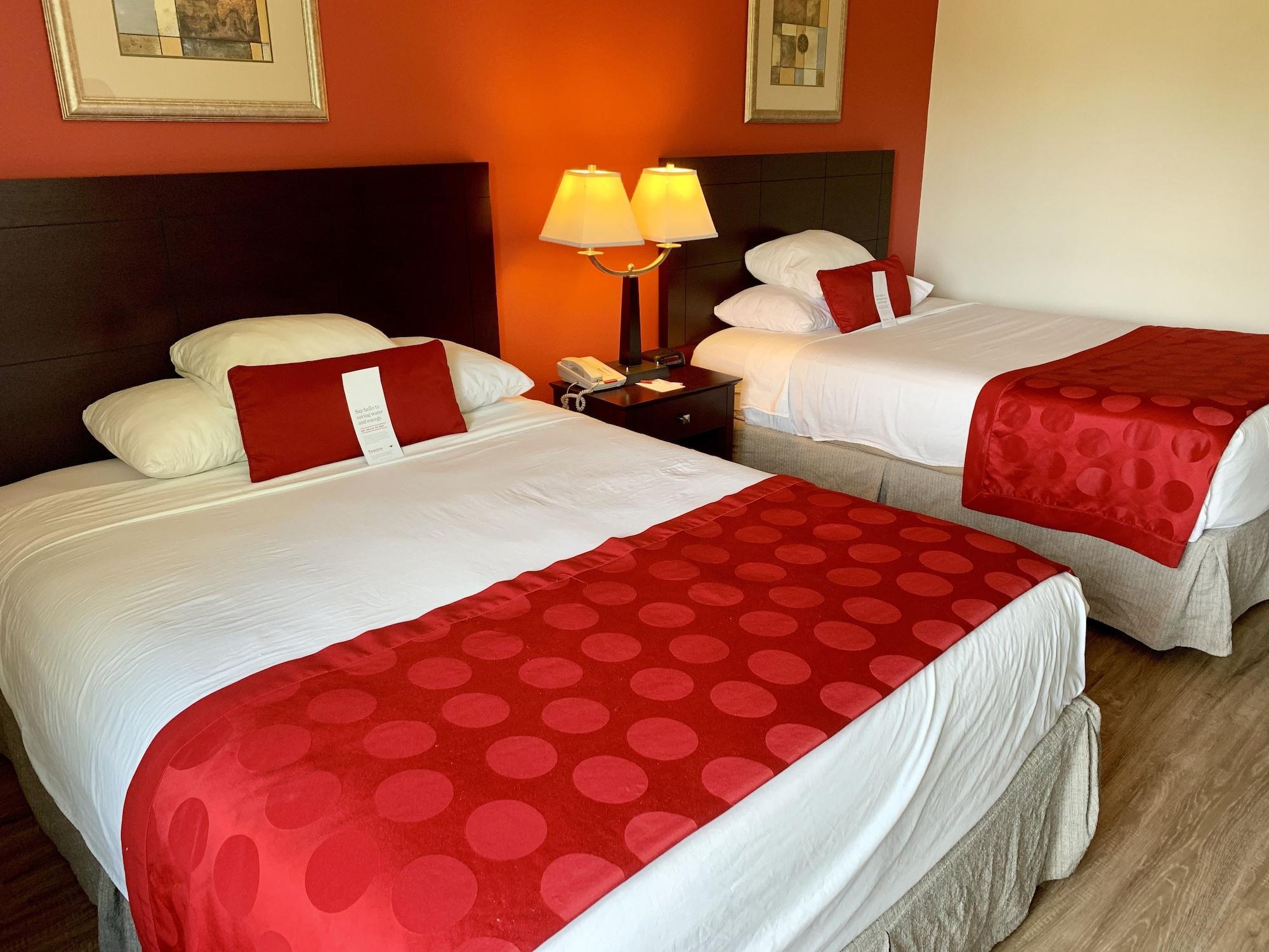 Ramada By Wyndham Newark/Wilmington Ξενοδοχείο Εξωτερικό φωτογραφία
