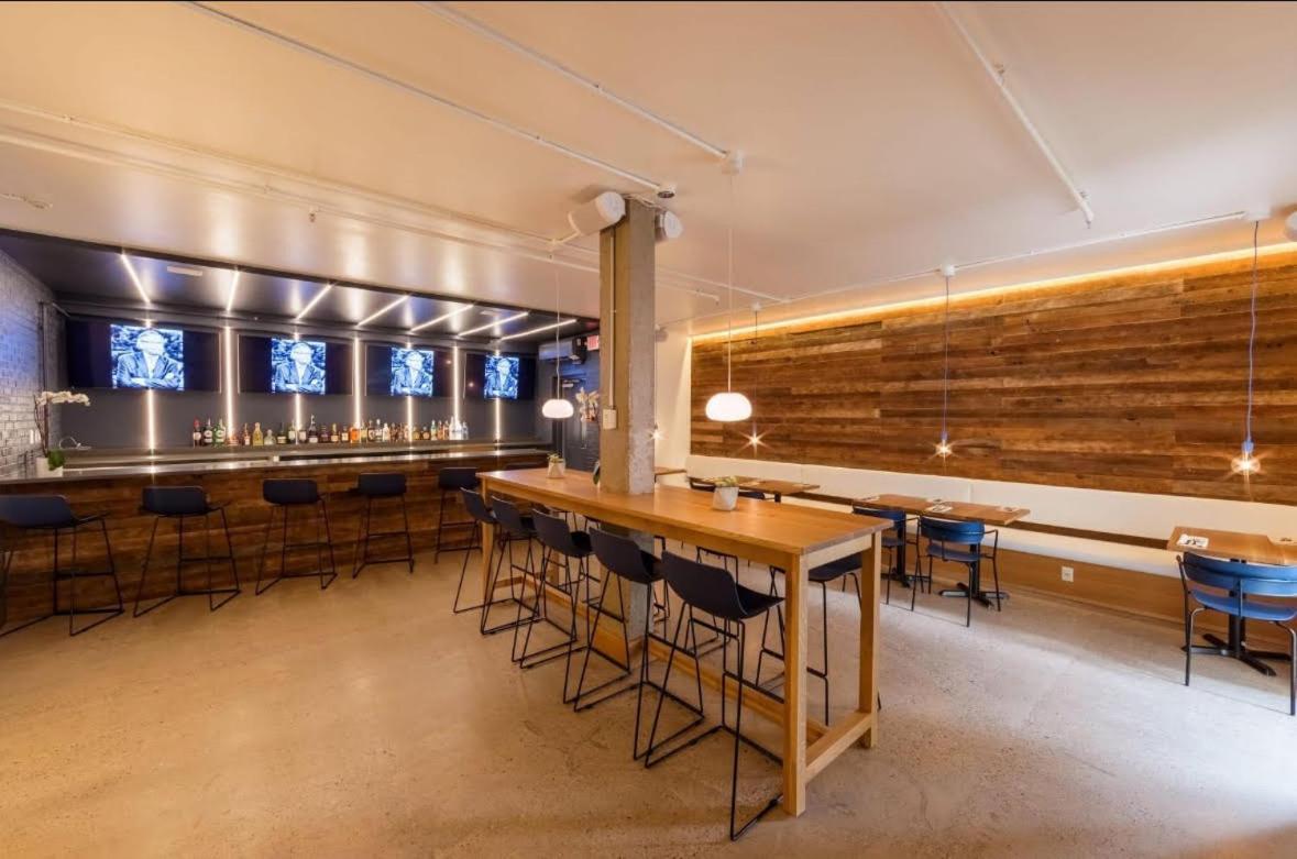 Ramada By Wyndham Newark/Wilmington Ξενοδοχείο Εξωτερικό φωτογραφία